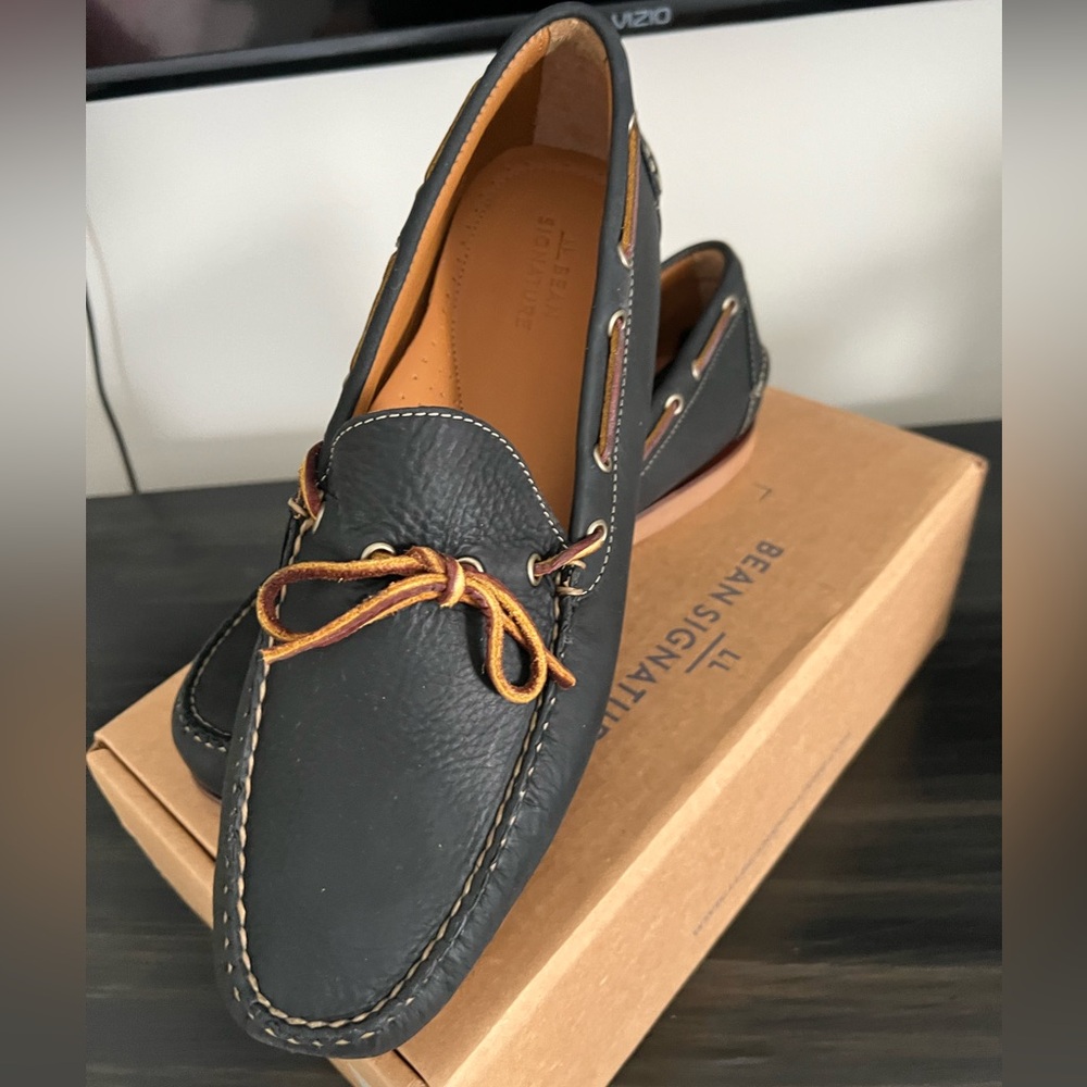 Brand New LL Bean Black Leather Moc Toe Boat Shoes with Tan Laces